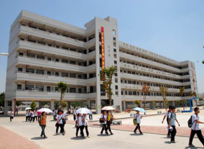 厦门市启悟中学 同安教育沃土上的一颗璀璨明珠